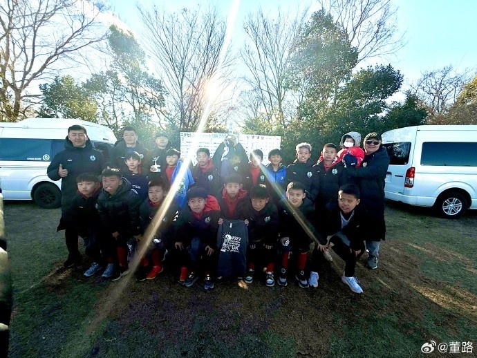  8戰(zhàn)全勝奪日本杯賽冠軍！中國(guó)足球小將發(fā)布感謝信
