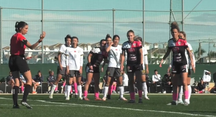  唐佳麗梅開二度、邵子欽破門，中國女足3-2擊敗Alhama俱樂部女足