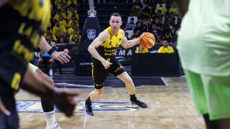  NBA初代老六，42歲進(jìn)入生涯巔峰？！